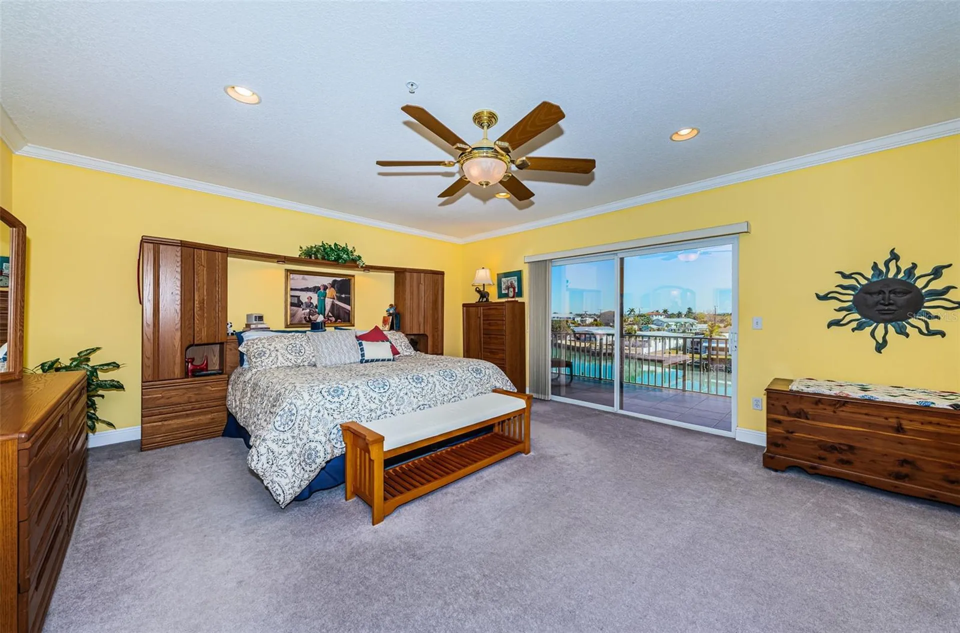 11595 Gulf Boulevard St Petersburg FL 33706