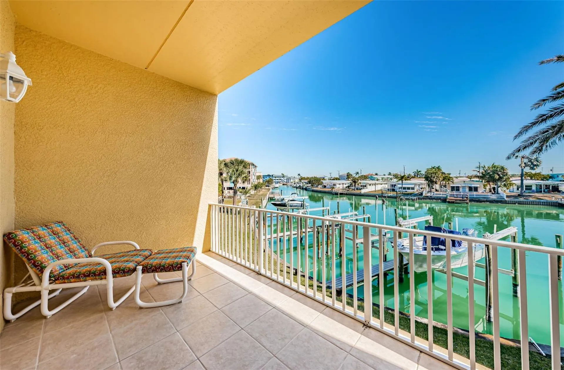 11595 Gulf Boulevard St Petersburg FL 33706