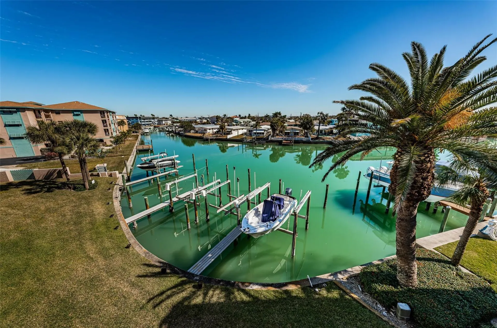 11595 Gulf Boulevard St Petersburg FL 33706
