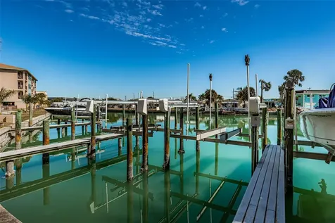 11595 Gulf Boulevard St Petersburg FL 33706