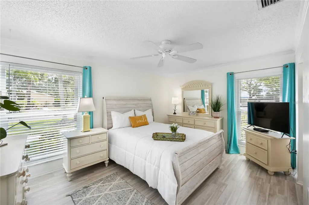 1554 Glen Court Dunedin FL 34698