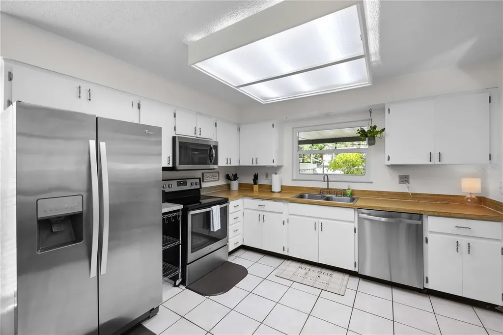 1554 Glen Court Dunedin FL 34698