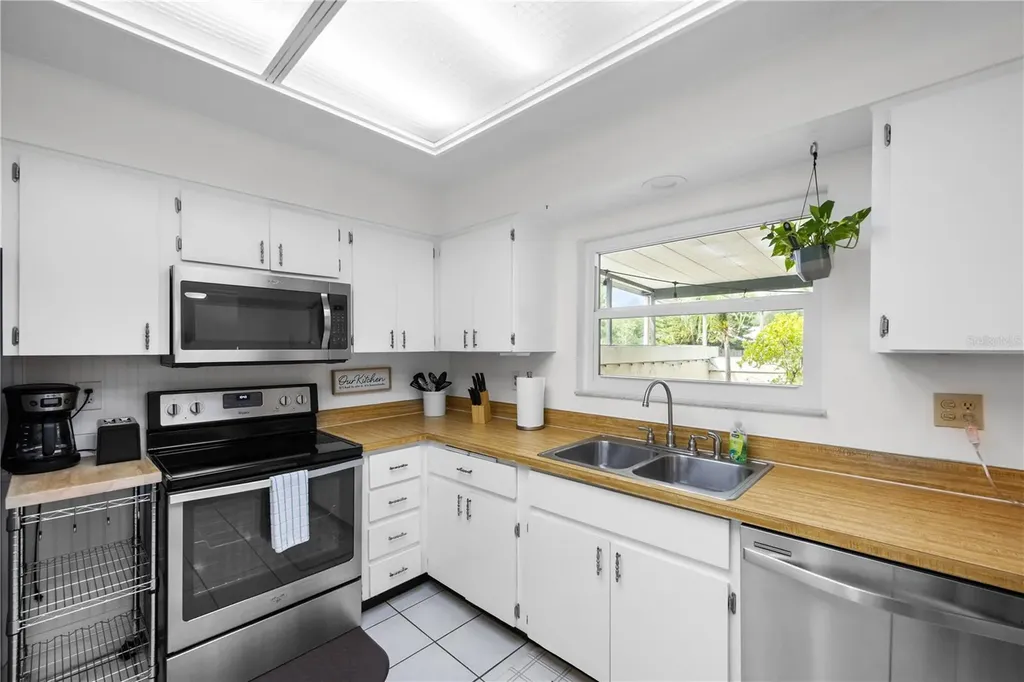 1554 Glen Court Dunedin FL 34698