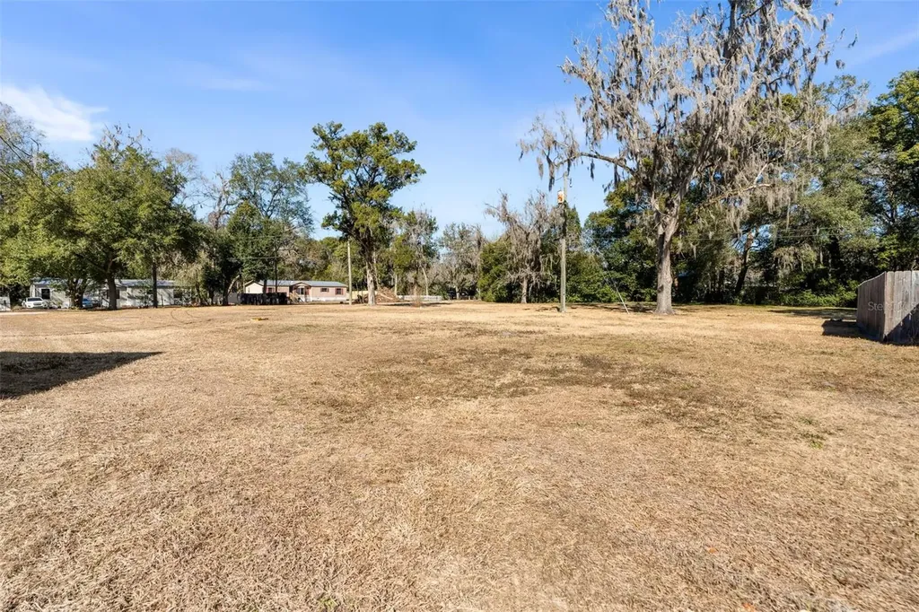 14904 NE 143rd Terrace Waldo FL 32694