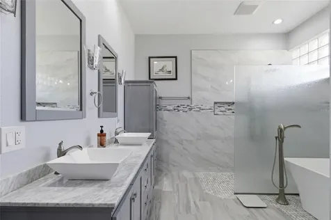 757 Pond Lily Way Venice FL 34293