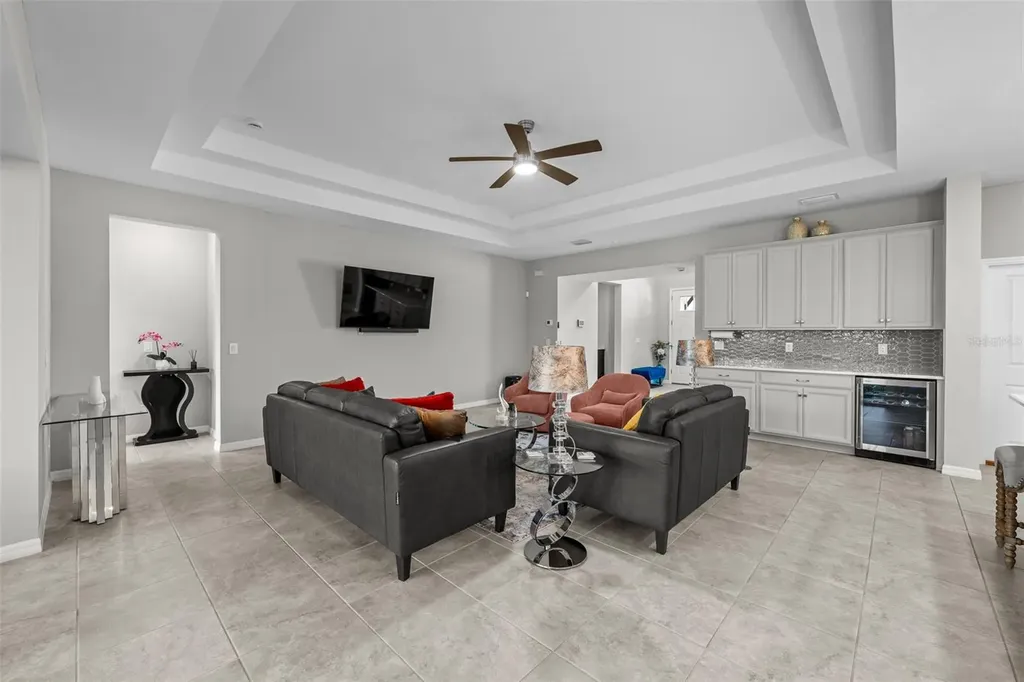 2512 High Tides Way Wesley Chapel FL 33543
