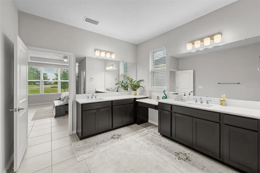 2512 High Tides Way Wesley Chapel FL 33543