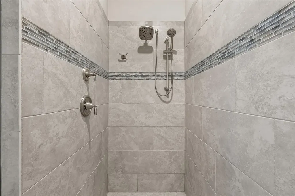 2512 High Tides Way Wesley Chapel FL 33543