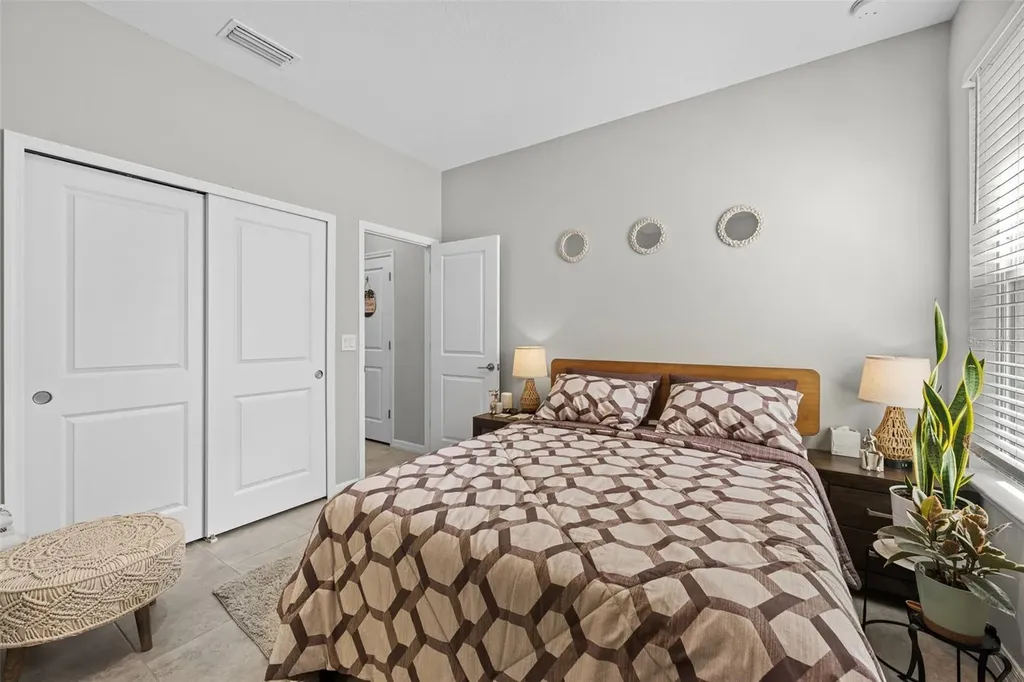2512 High Tides Way Wesley Chapel FL 33543