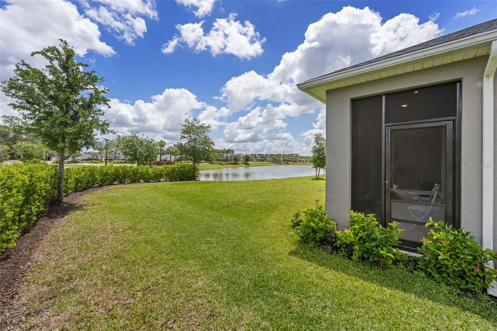 2512 High Tides Way Wesley Chapel FL 33543