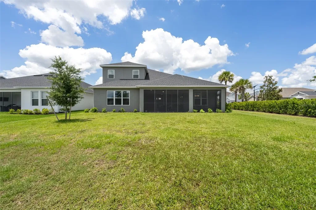 2512 High Tides Way Wesley Chapel FL 33543