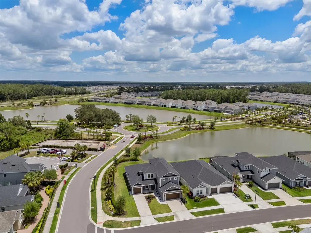 2512 High Tides Way Wesley Chapel FL 33543
