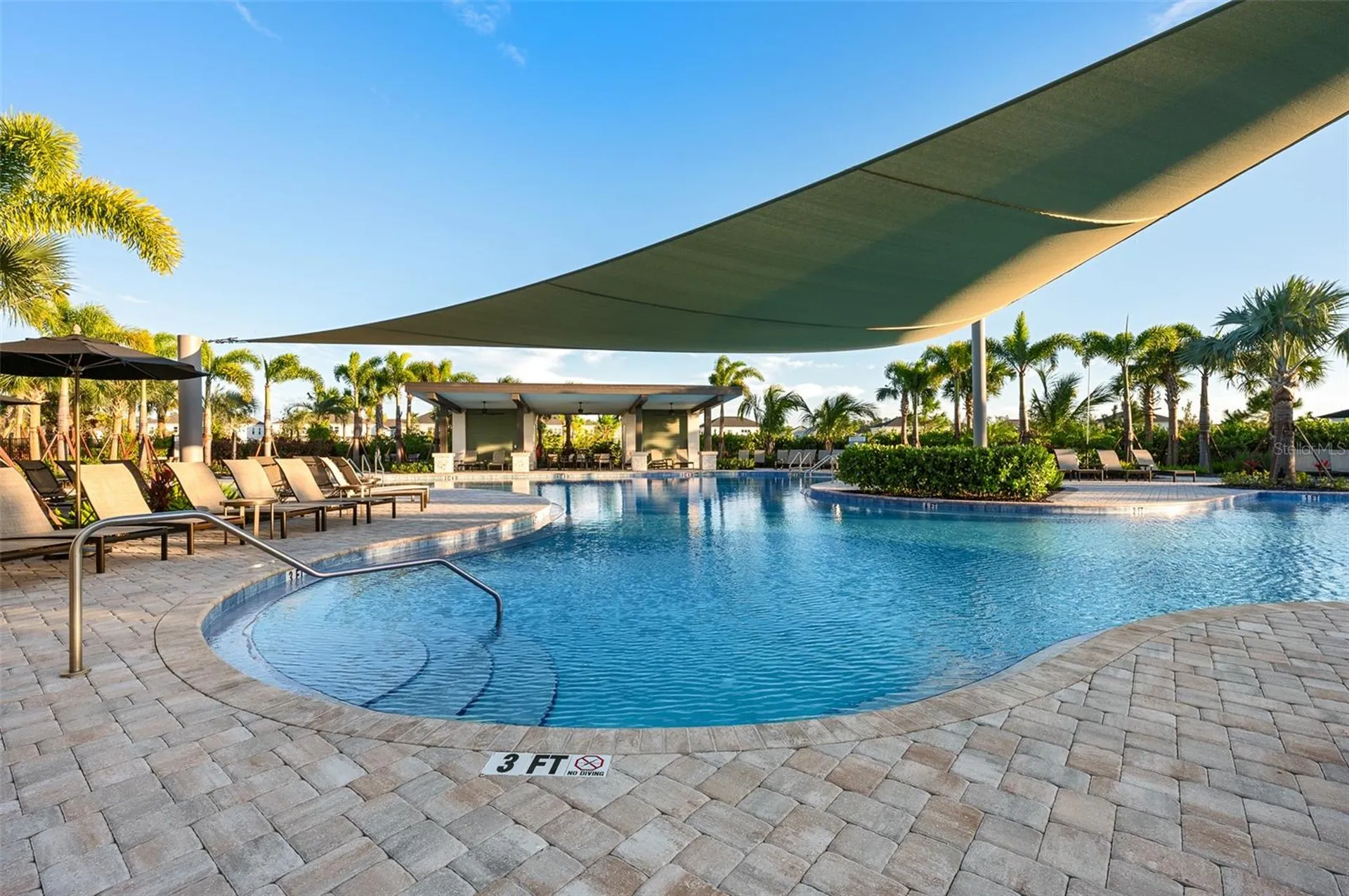 2512 High Tides Way Wesley Chapel FL 33543
