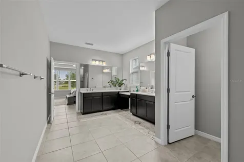 2512 High Tides Way Wesley Chapel FL 33543