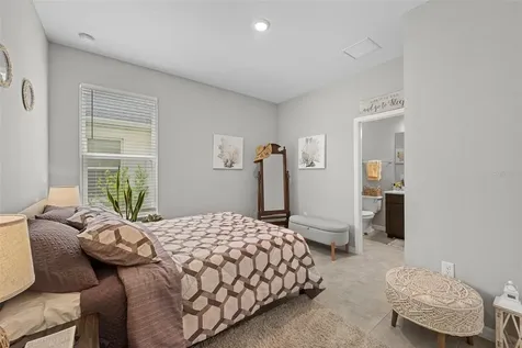 2512 High Tides Way Wesley Chapel FL 33543