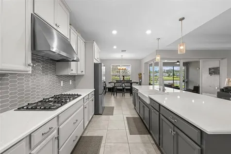 2512 High Tides Way Wesley Chapel FL 33543