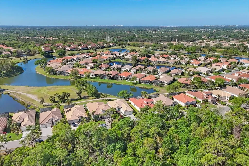 6458 Tailfeather Way Bradenton FL 34203