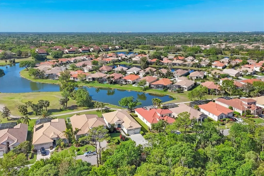 6458 Tailfeather Way Bradenton FL 34203