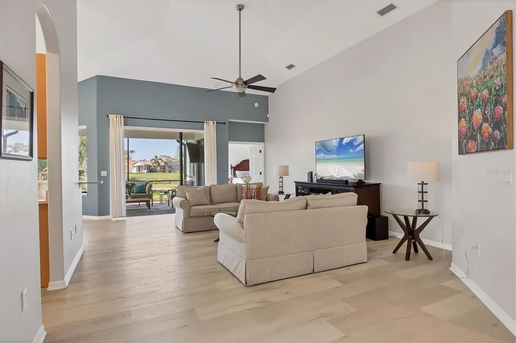 6458 Tailfeather Way Bradenton FL 34203