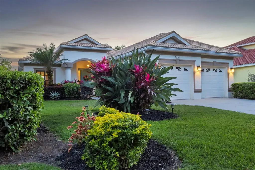 6458 Tailfeather Way Bradenton FL 34203