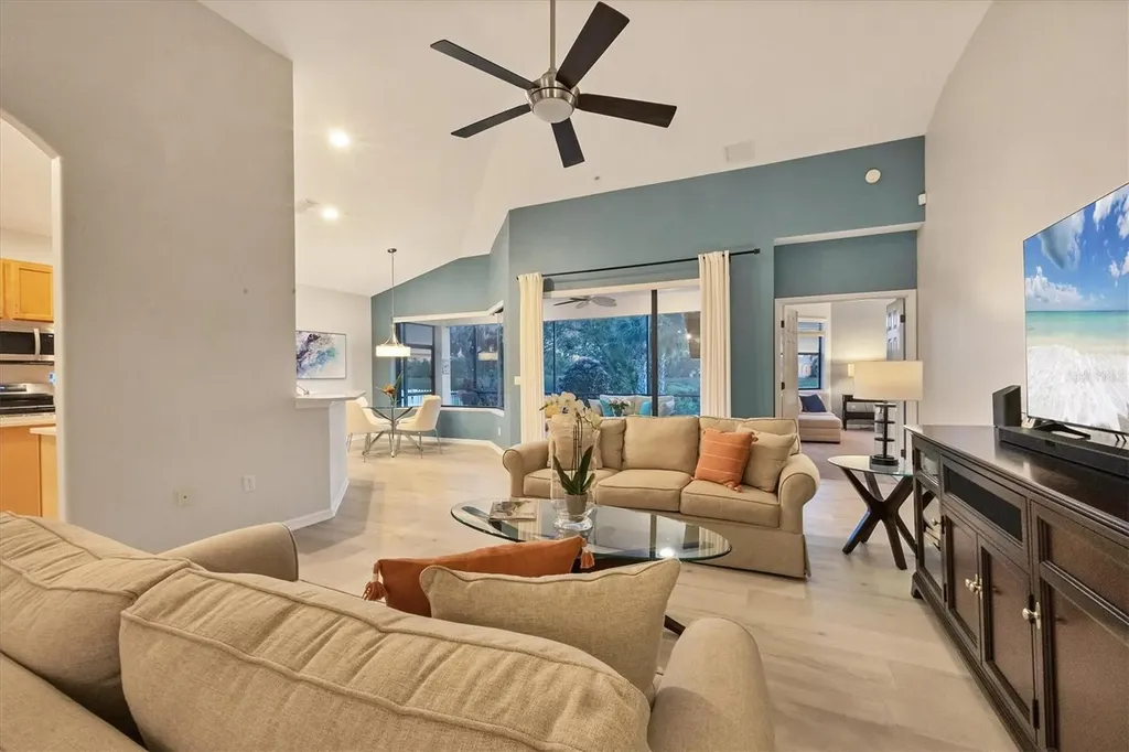 6458 Tailfeather Way Bradenton FL 34203