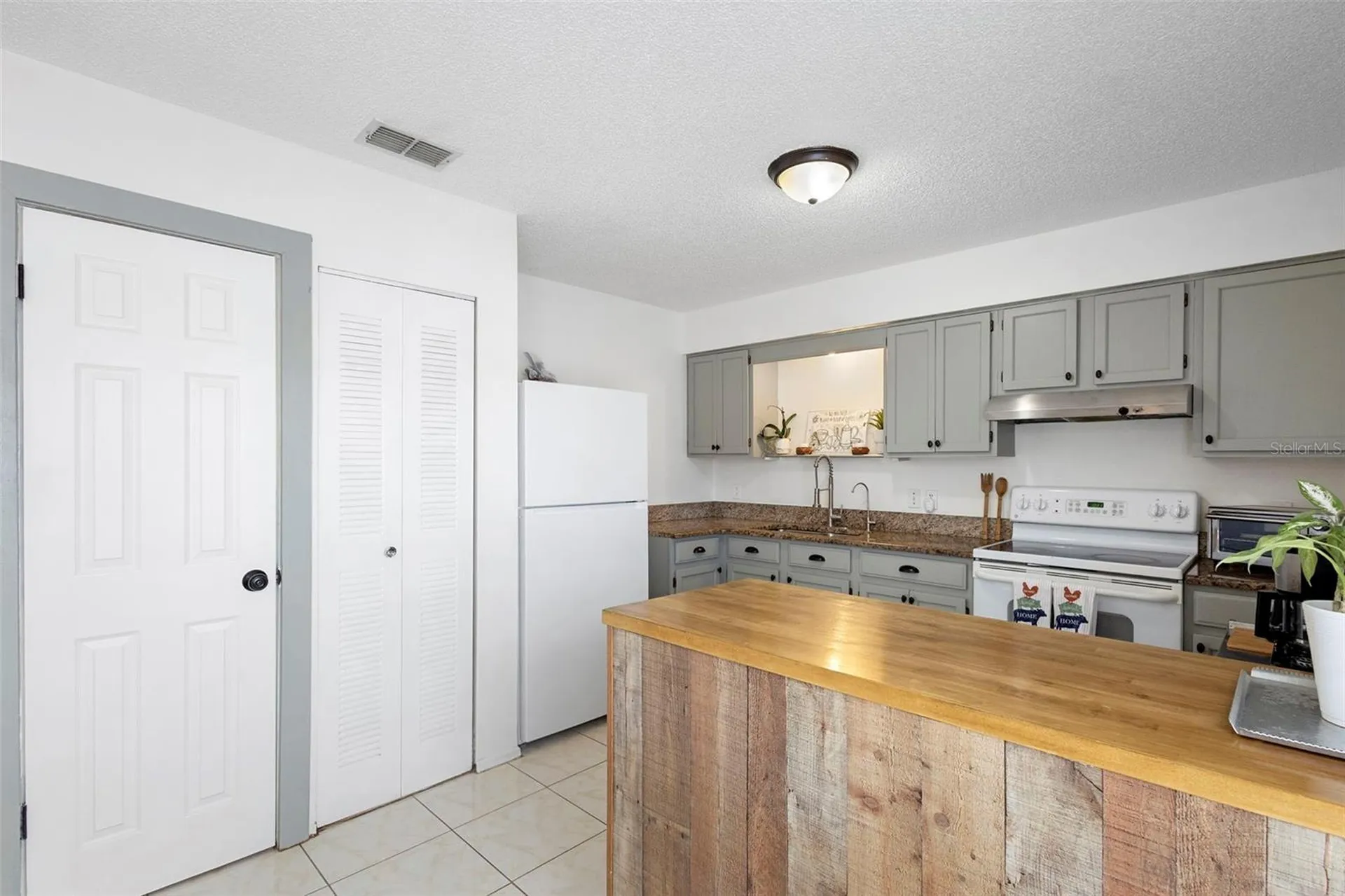 2771 S Slater Drive Deltona FL 32738