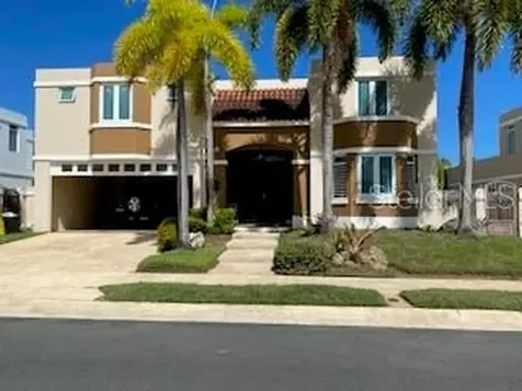 592 Paseo Los Corales Dorado PR 00646
