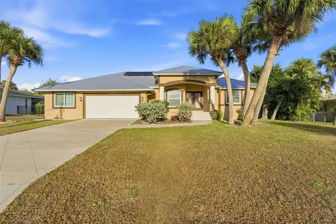 2304 Goya Drive Nokomis FL 34275