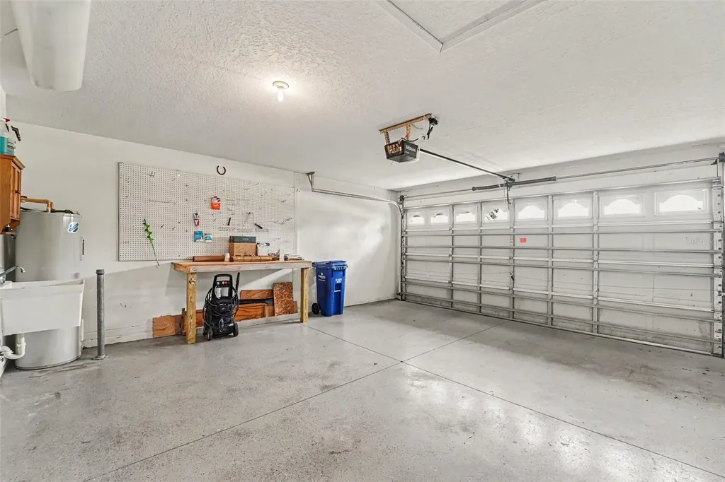 11220 Hollander Avenue Hudson FL 34667