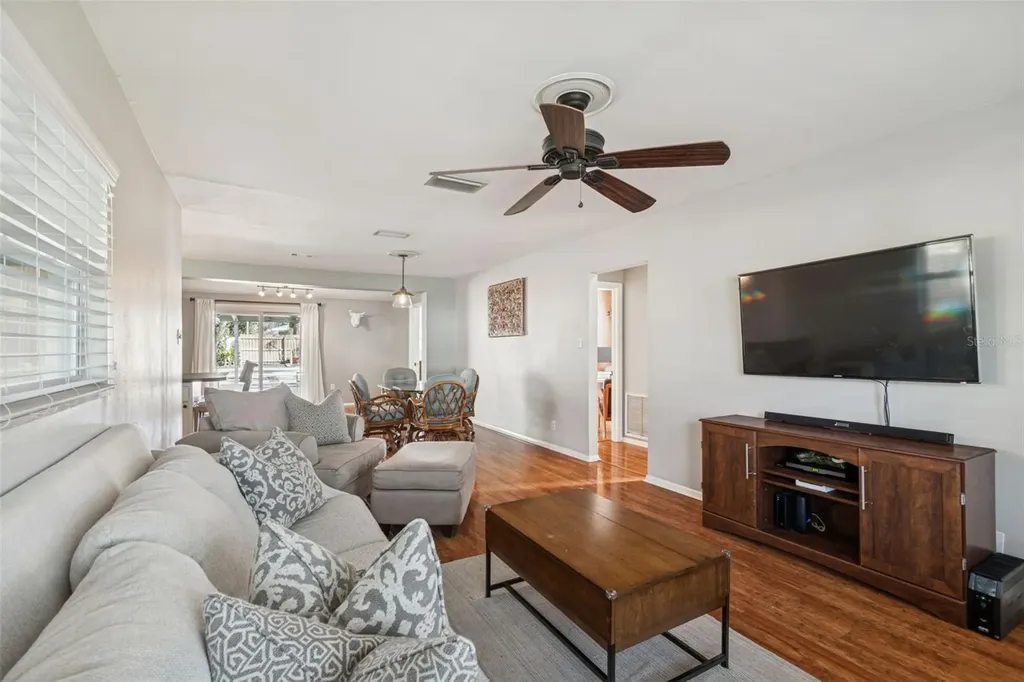 805 N Lincoln Avenue Tampa FL 33609