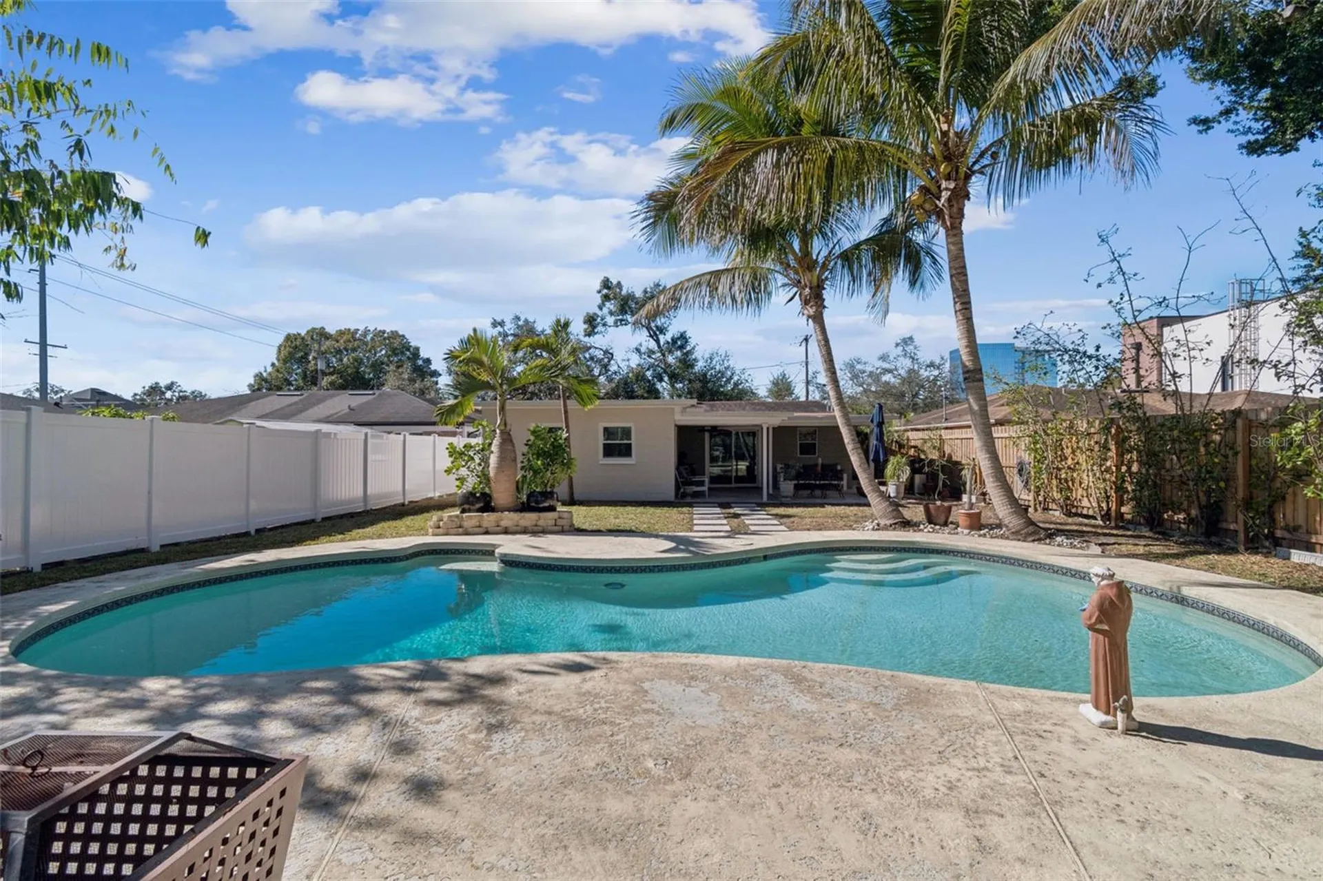 805 N Lincoln Avenue Tampa FL 33609