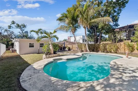 805 N Lincoln Avenue Tampa FL 33609