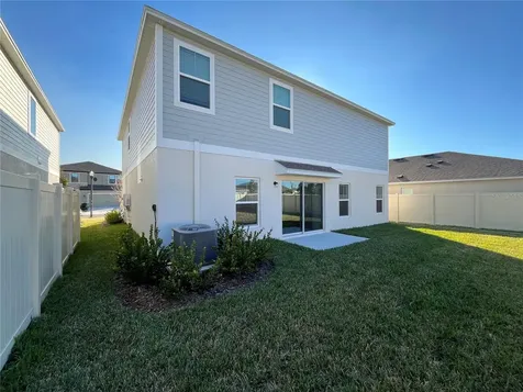 14789 Summer Branch Drive Lithia FL 33547