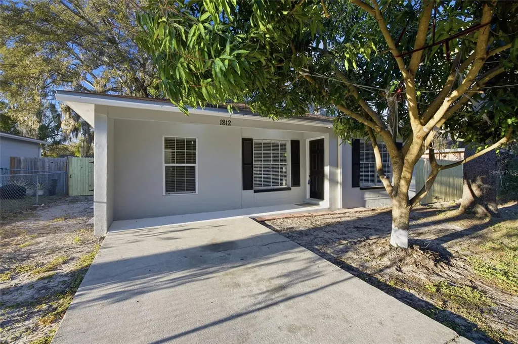 1812 E 99th Avenue Tampa FL 33612