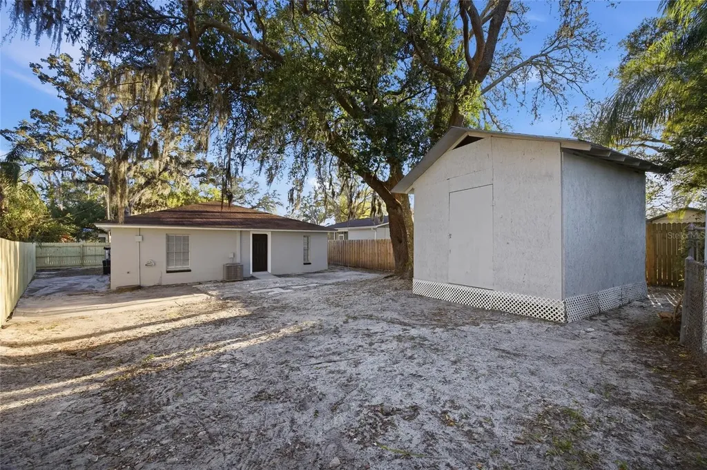 1812 E 99th Avenue Tampa FL 33612