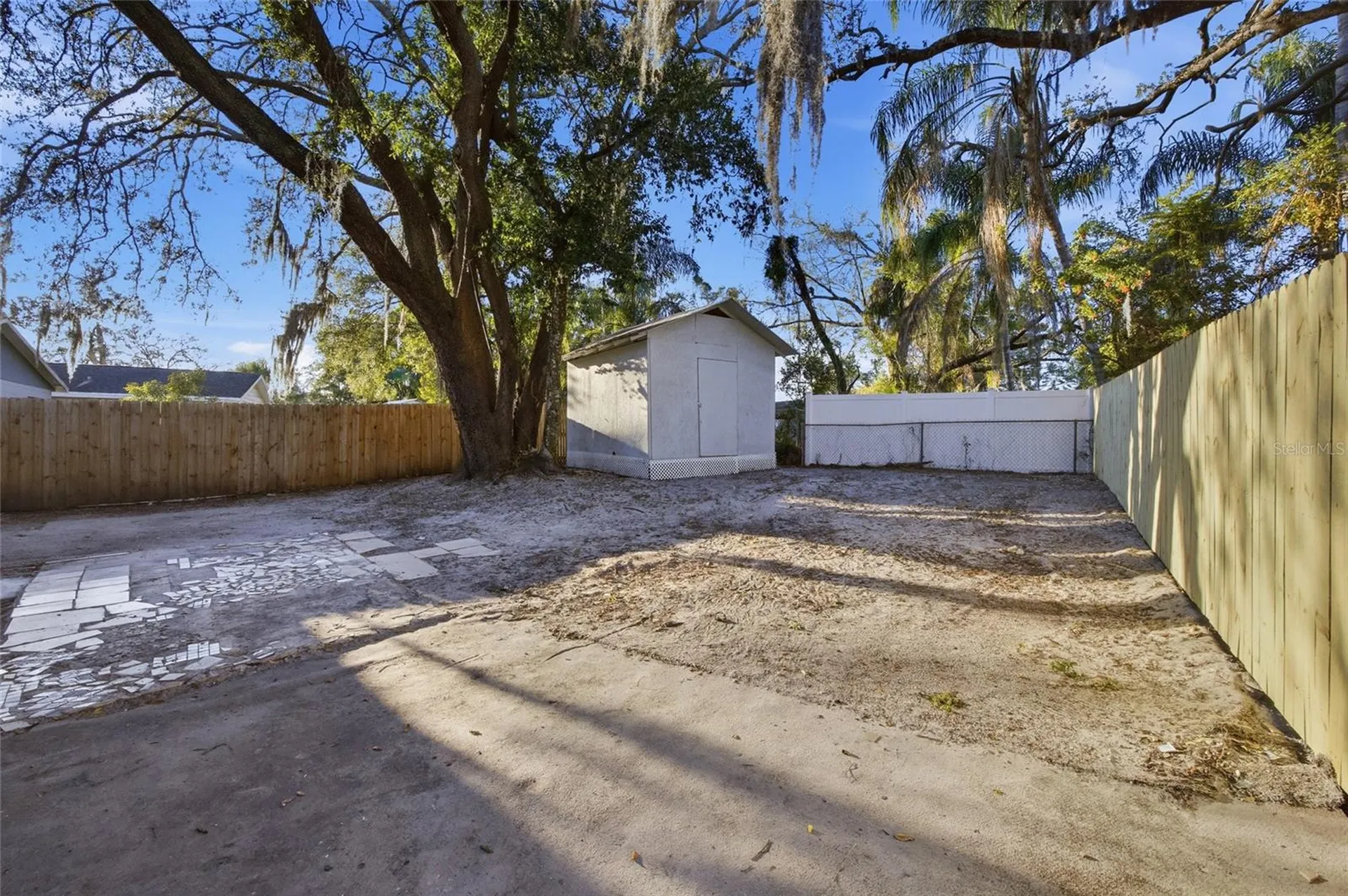 1812 E 99th Avenue Tampa FL 33612