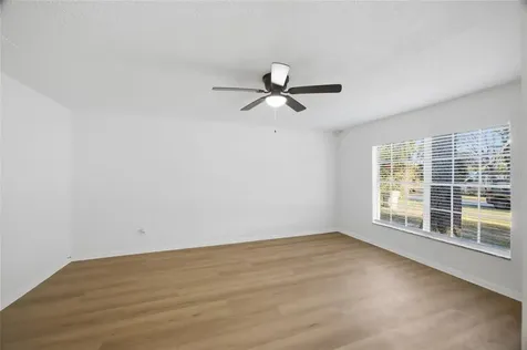 1812 E 99th Avenue Tampa FL 33612