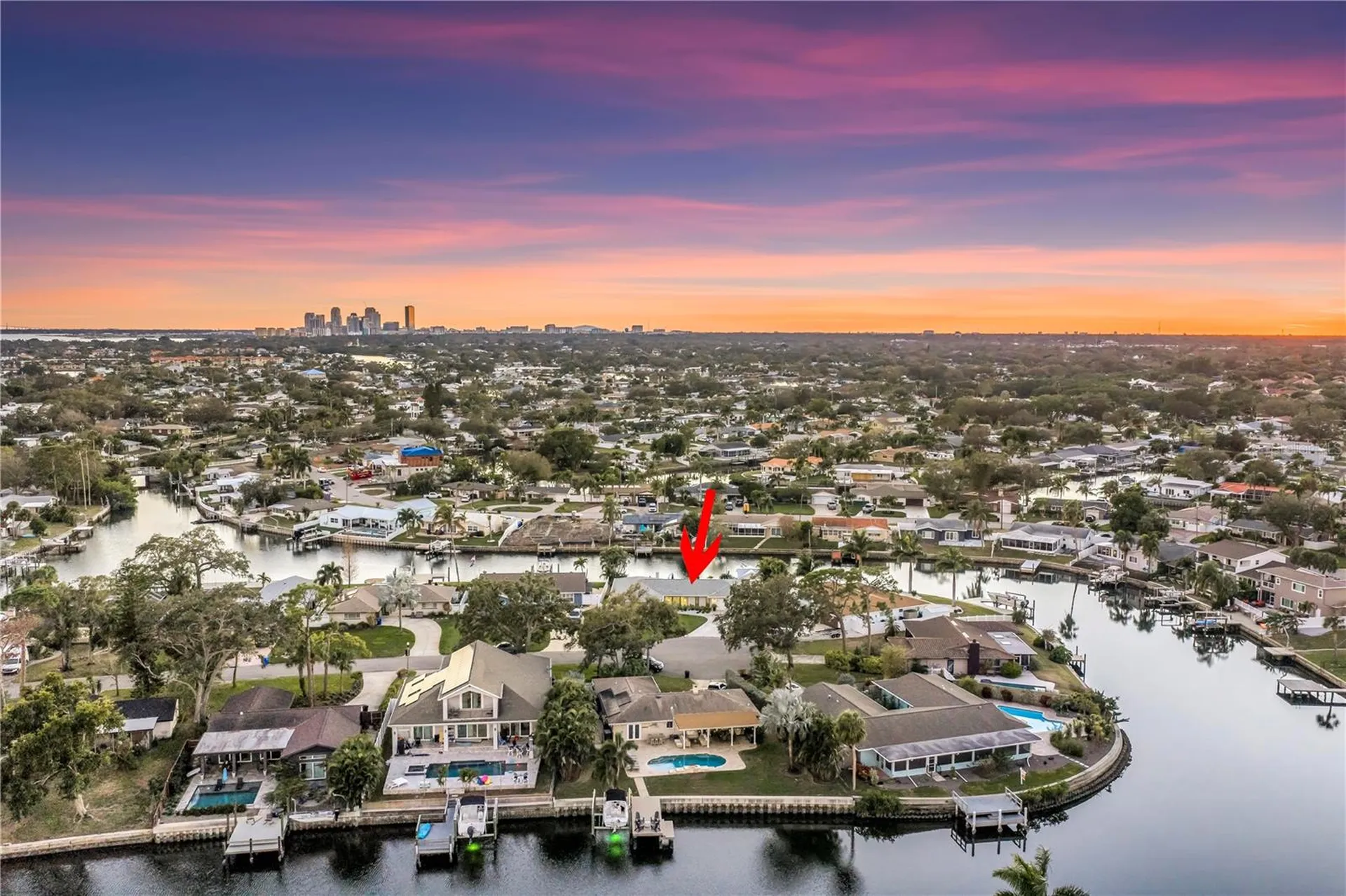 5166 Horseshoe Place NE St Petersburg FL 33703