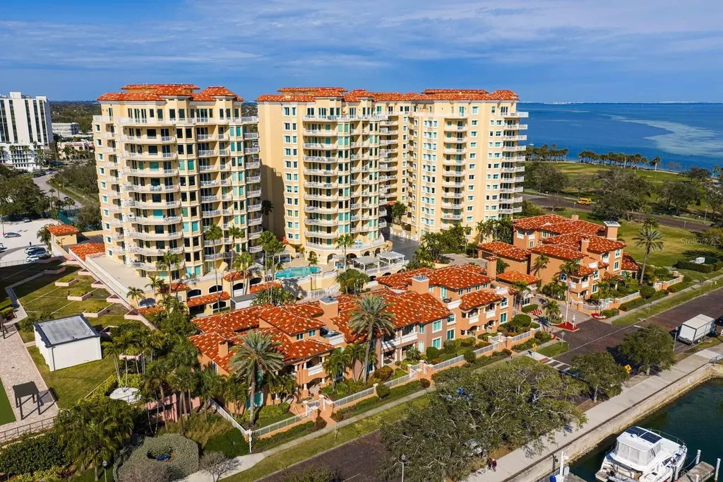 555 5th Avenue NE St Petersburg FL 33701