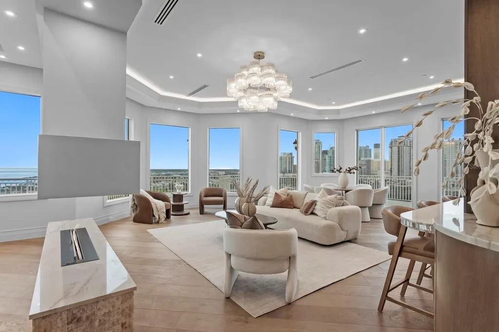 555 5th Avenue NE St Petersburg FL 33701