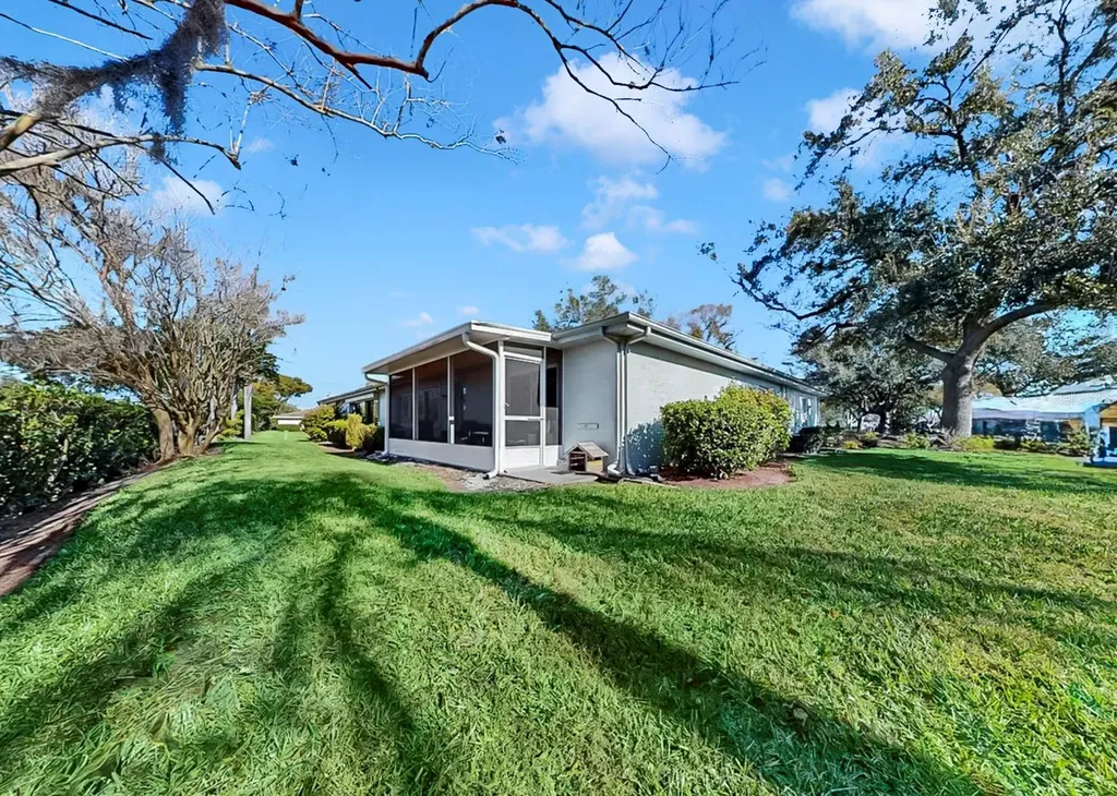 2531 Lancaster Drive Sun City Center FL 33573
