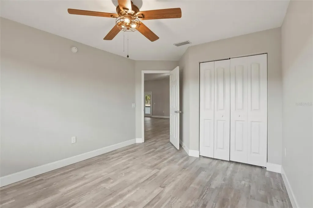 2992 Oaks Bend Bowling Green FL 33834