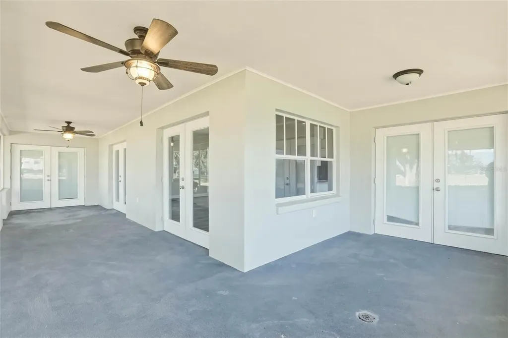 2992 Oaks Bend Bowling Green FL 33834