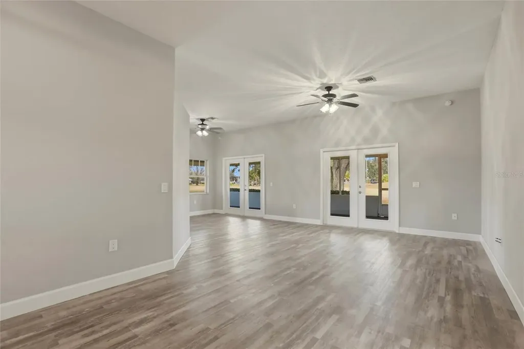 2992 Oaks Bend Bowling Green FL 33834