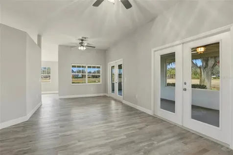 2992 Oaks Bend Bowling Green FL 33834