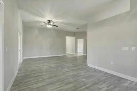 2992 Oaks Bend Bowling Green FL 33834