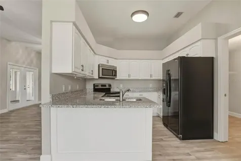 2992 Oaks Bend Bowling Green FL 33834