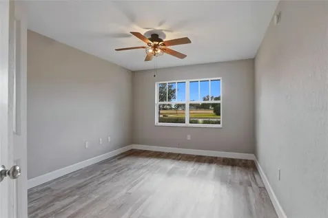 2992 Oaks Bend Bowling Green FL 33834