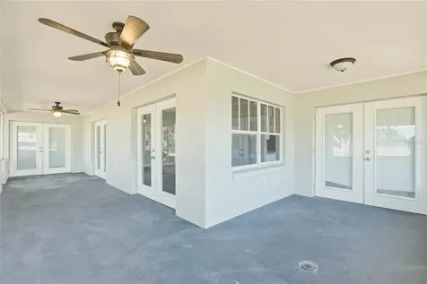 2992 Oaks Bend Bowling Green FL 33834