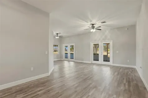2992 Oaks Bend Bowling Green FL 33834